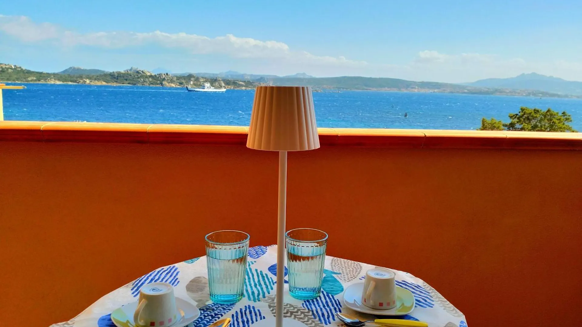 Apartment Dimora L'Aurora - Seaview Home La Maddalena  Italien