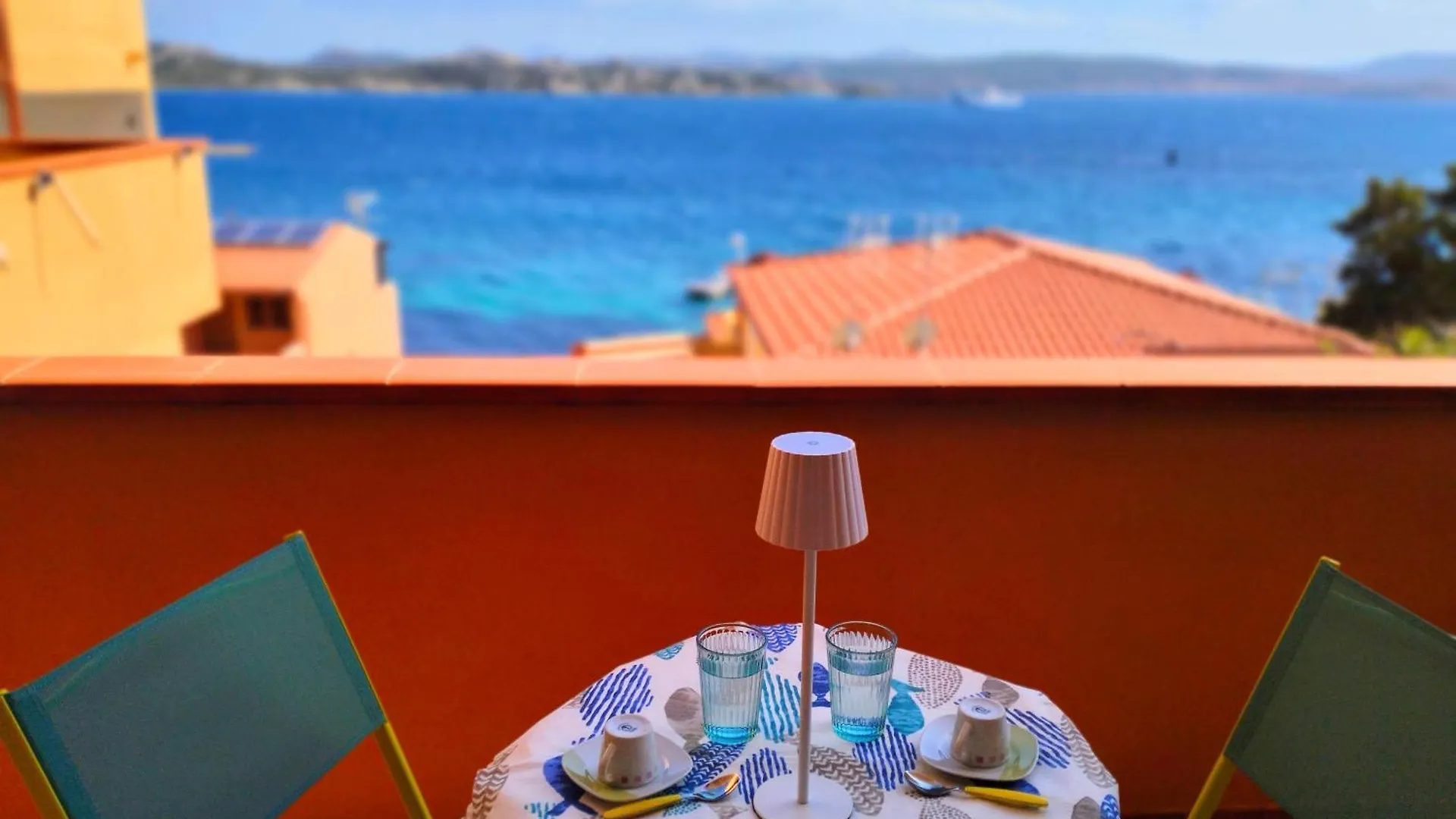 Apartment Dimora L'Aurora - Seaview Home La Maddalena  Italien